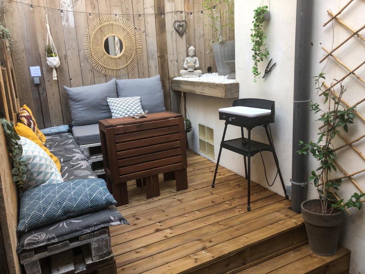 Appartement Intramuros Rare T2 Paisible Avec Terrasse Privée Et Climatisation *